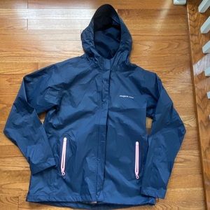 Vineyard Vines rain jacket shell large
